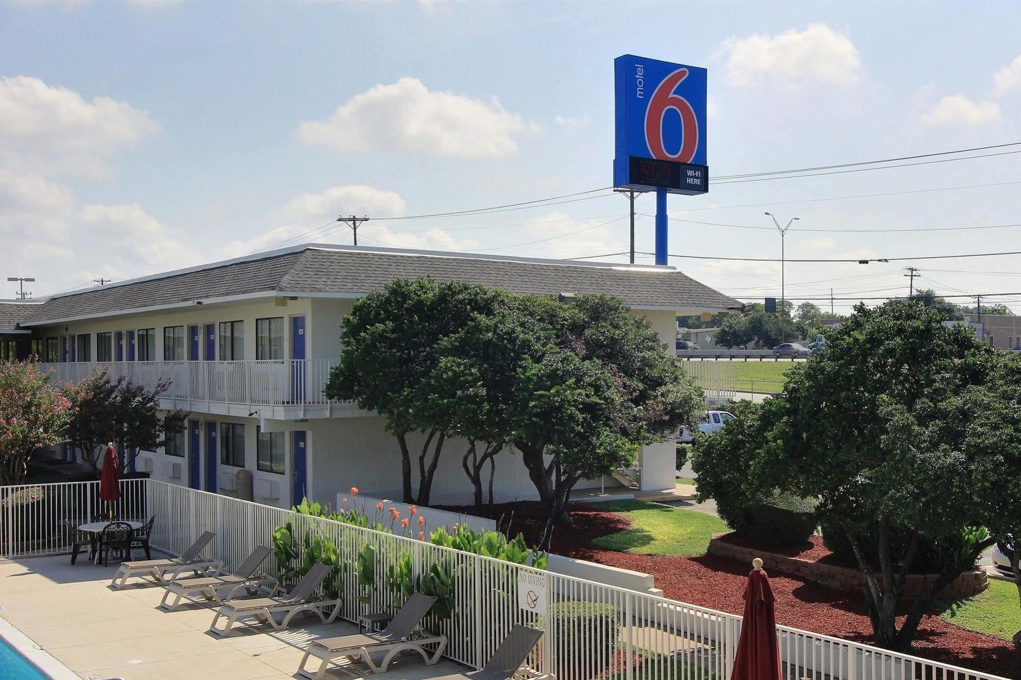 Motel 6-Austin, Tx - North Exteriér fotografie